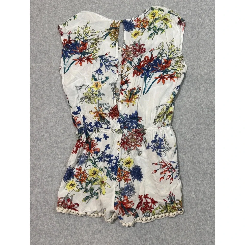 Umgee USA Floral Crochet Trim Romper Womens Large White V-Neck Sleeveless Boho - Picture 9 of 12